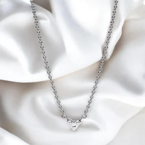 heart pendant necklace